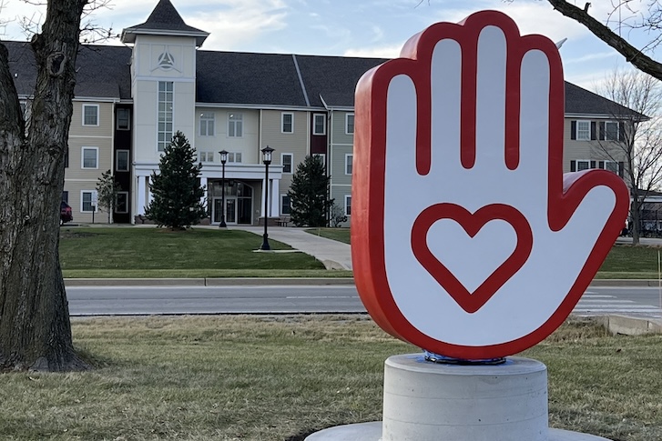 Hand Heart 2021